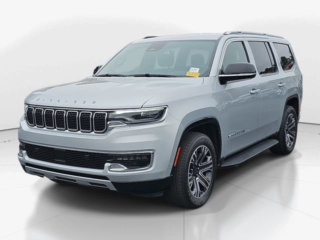 Used 2024 Jeep Wagoneer Series II w/ Flexible Seating Group RWD image 7