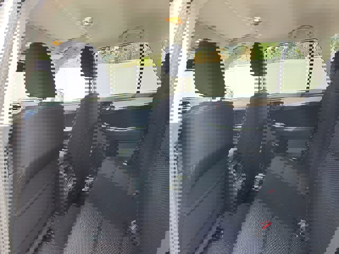 Used 2018 Subaru Outback 2.5i Premium image 16