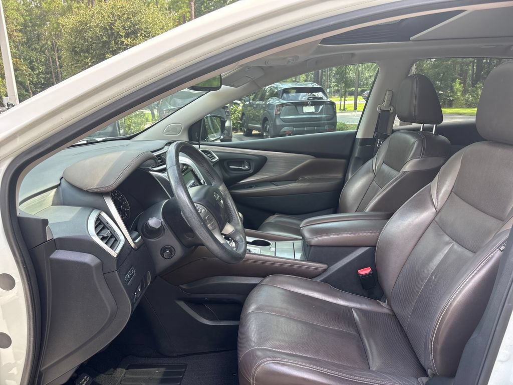 Used 2016 Nissan Murano Platinum w/ Platinum Technology Package FWD image 4