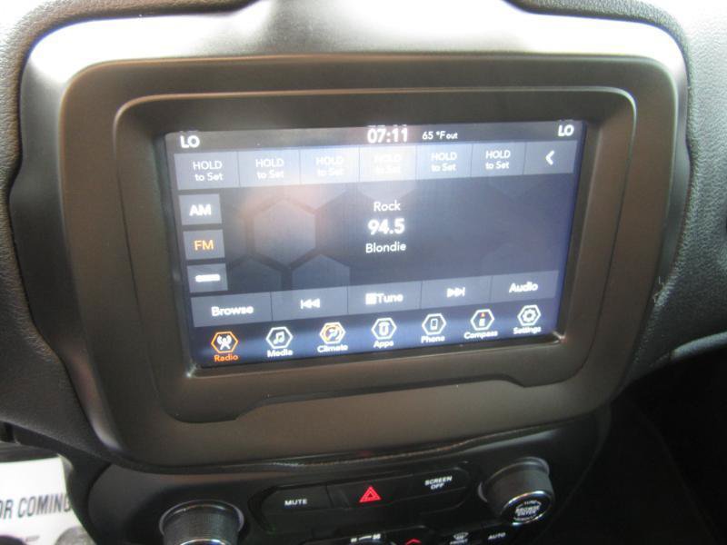 Used 2020 Jeep Renegade Sport FWD image 18