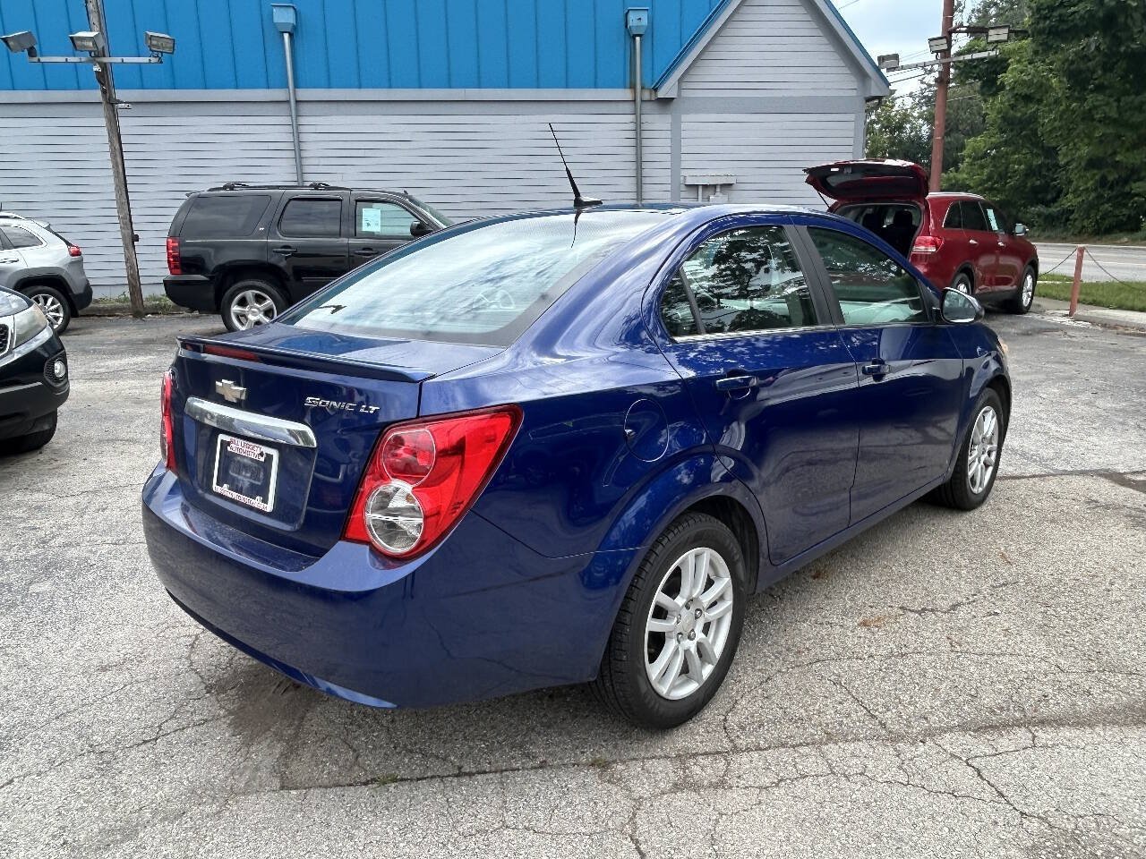 Used 2013 Chevrolet Sonic LT w/ Wheels and Fog Lamp Package FWD image 12