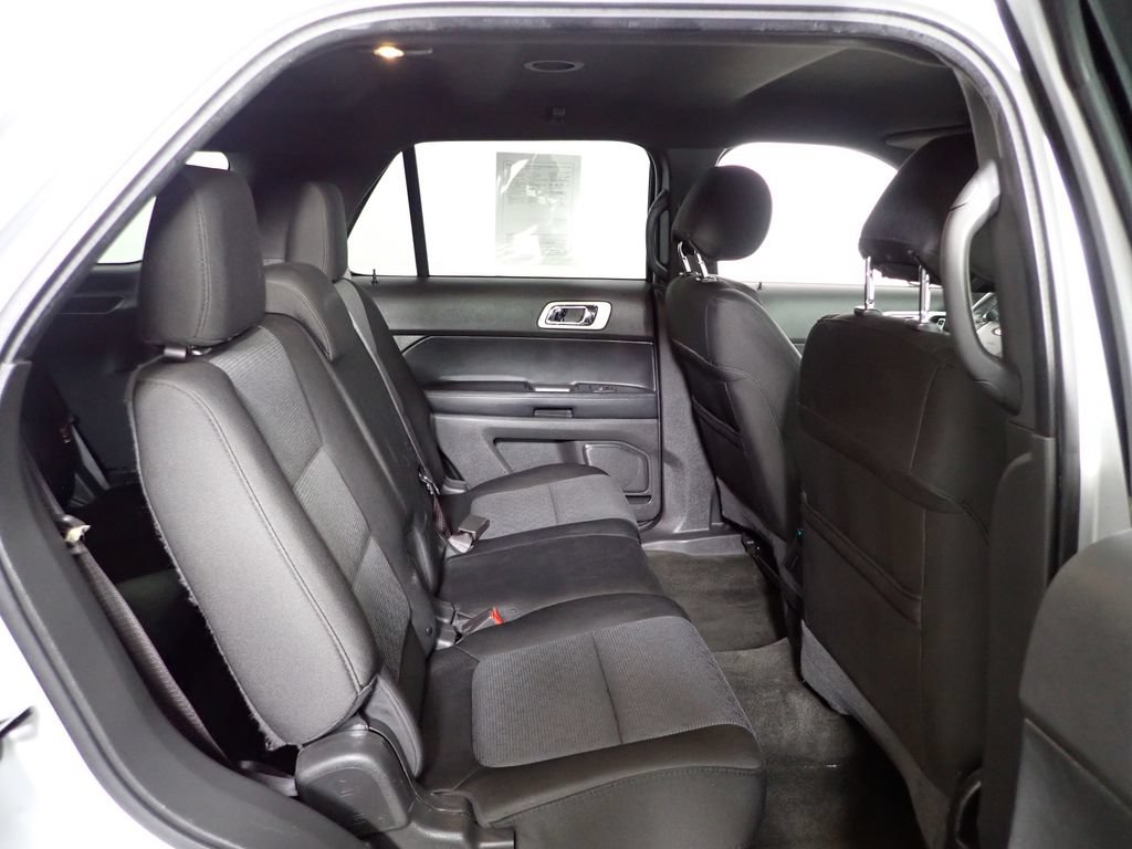 Used 2013 Ford Explorer XLT FWD image 34