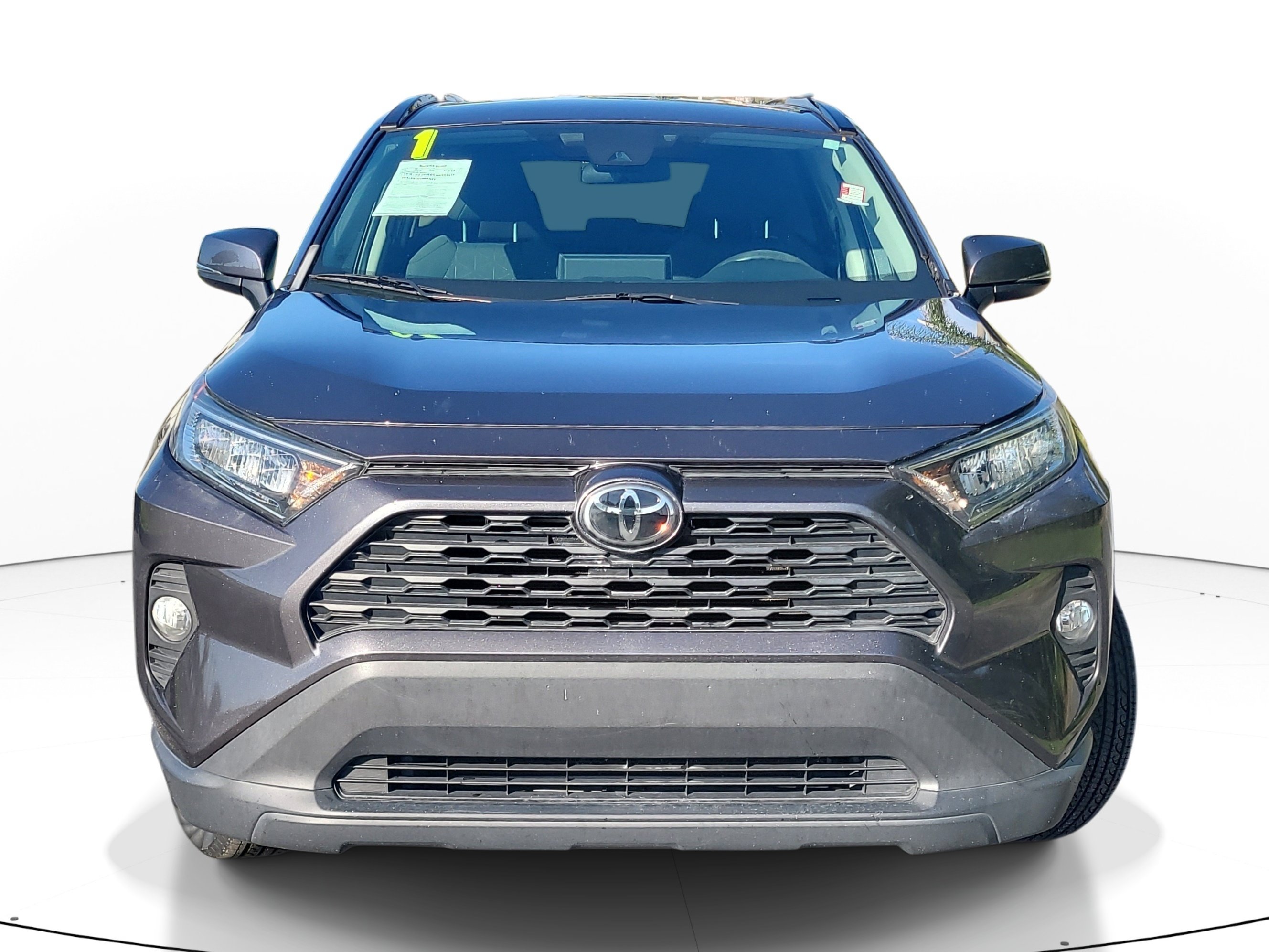 Used 2021 Toyota RAV4 XLE FWD image 2
