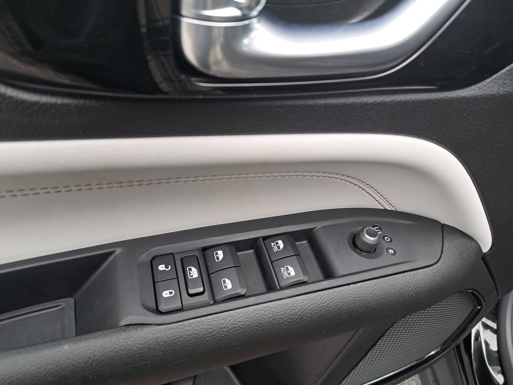 Certified 2024 Jeep Compass Limited AWD/4WD image 27