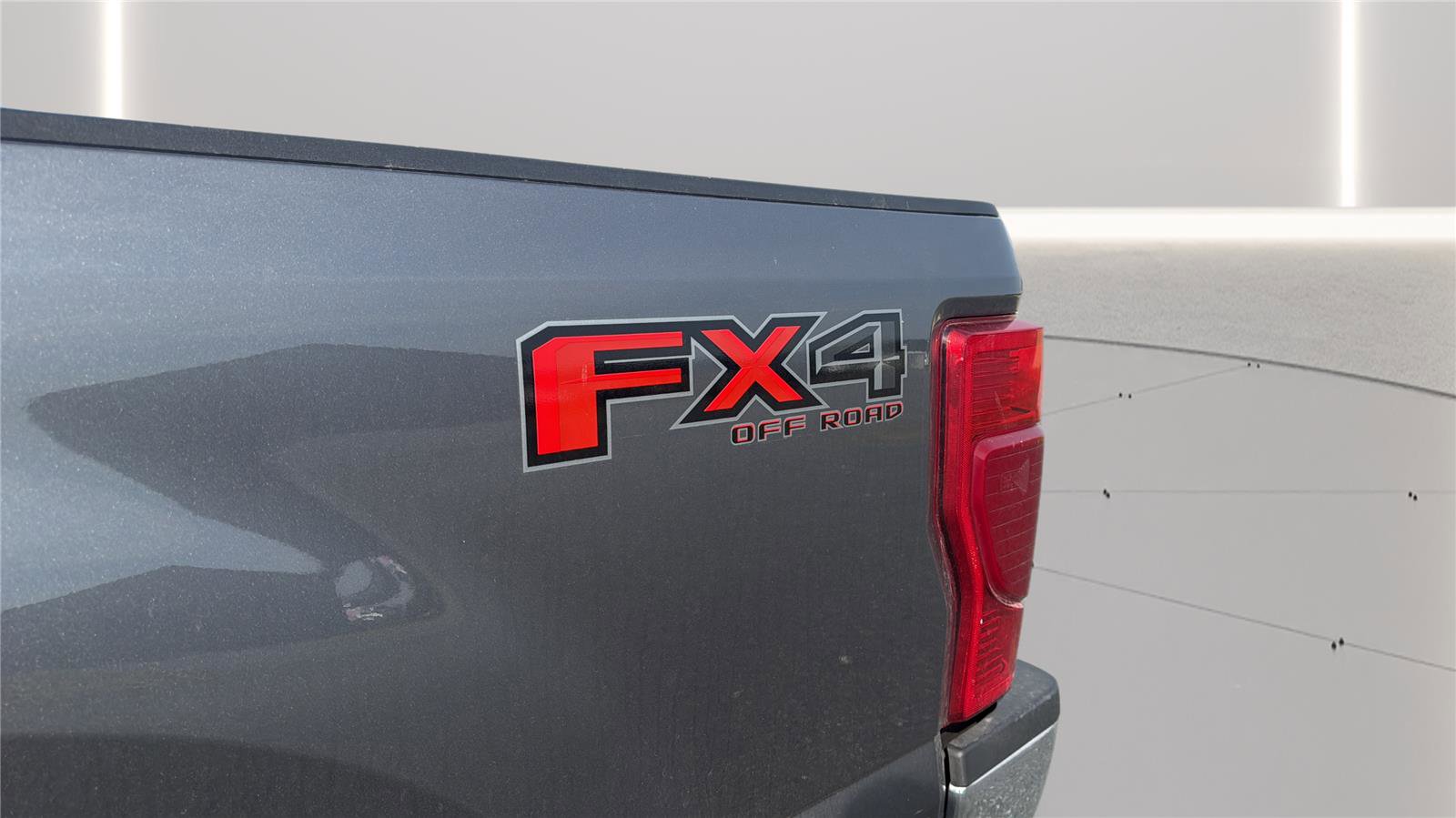Used 2021 Ford F250 Lariat w/ Lariat Value Package AWD/4WD image 23