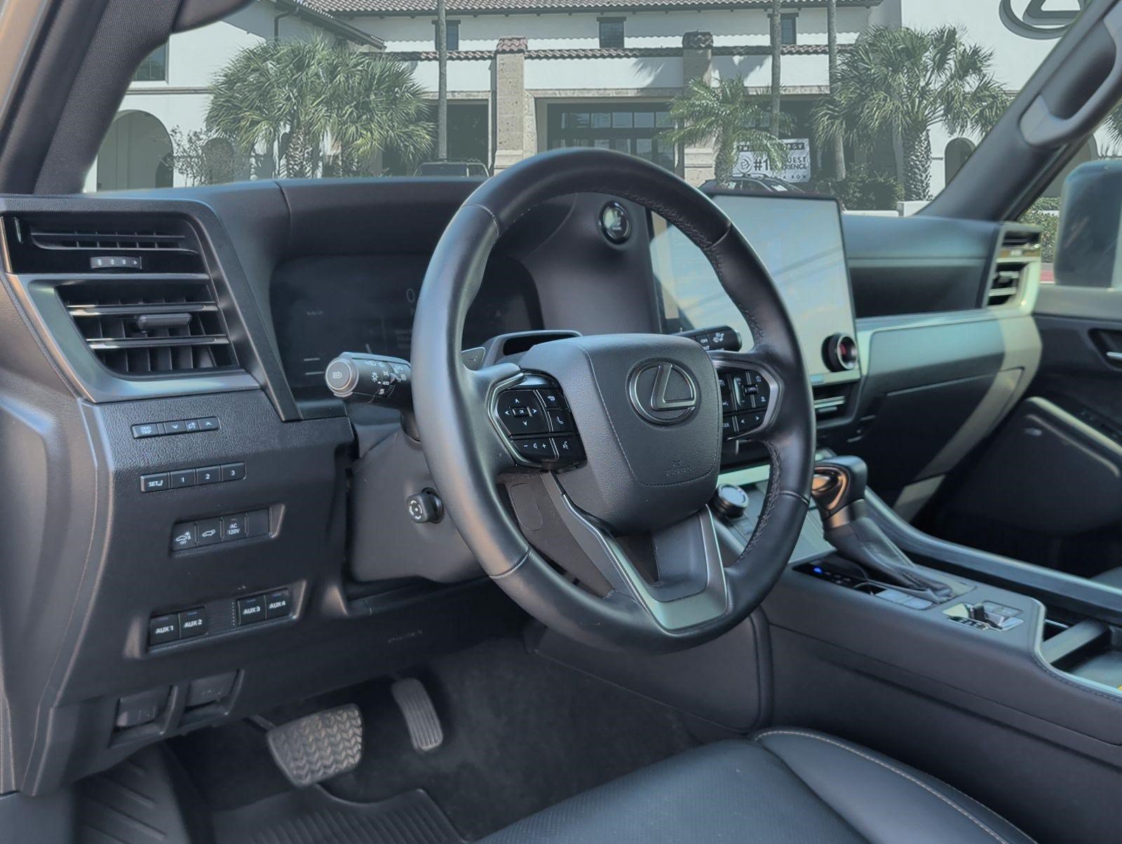 Certified 2025 Lexus GX 550 AWD/4WD image 12