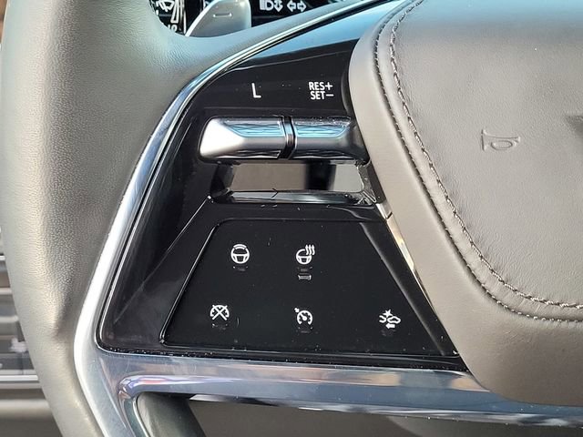 Used 2025 Cadillac Escalade ESV Premium Luxury Platinum image 24