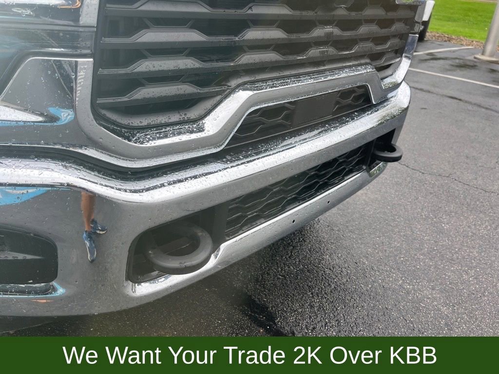 New 2025 RAM 5500 Tradesman AWD/4WD image 19