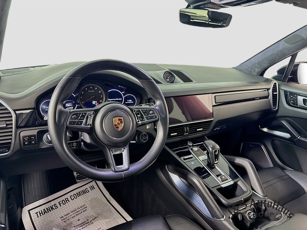 Used 2020 Porsche Cayenne Turbo w/ Assistance Package image 29