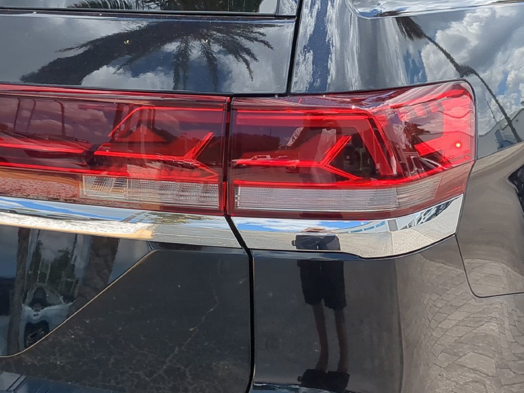 New 2026 Volkswagen Atlas SE FWD image 8