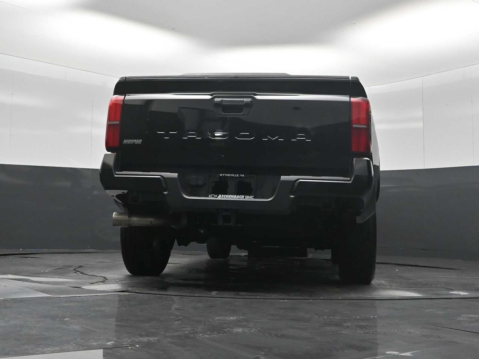 Used 2025 Toyota Tacoma SR5 RWD image 24