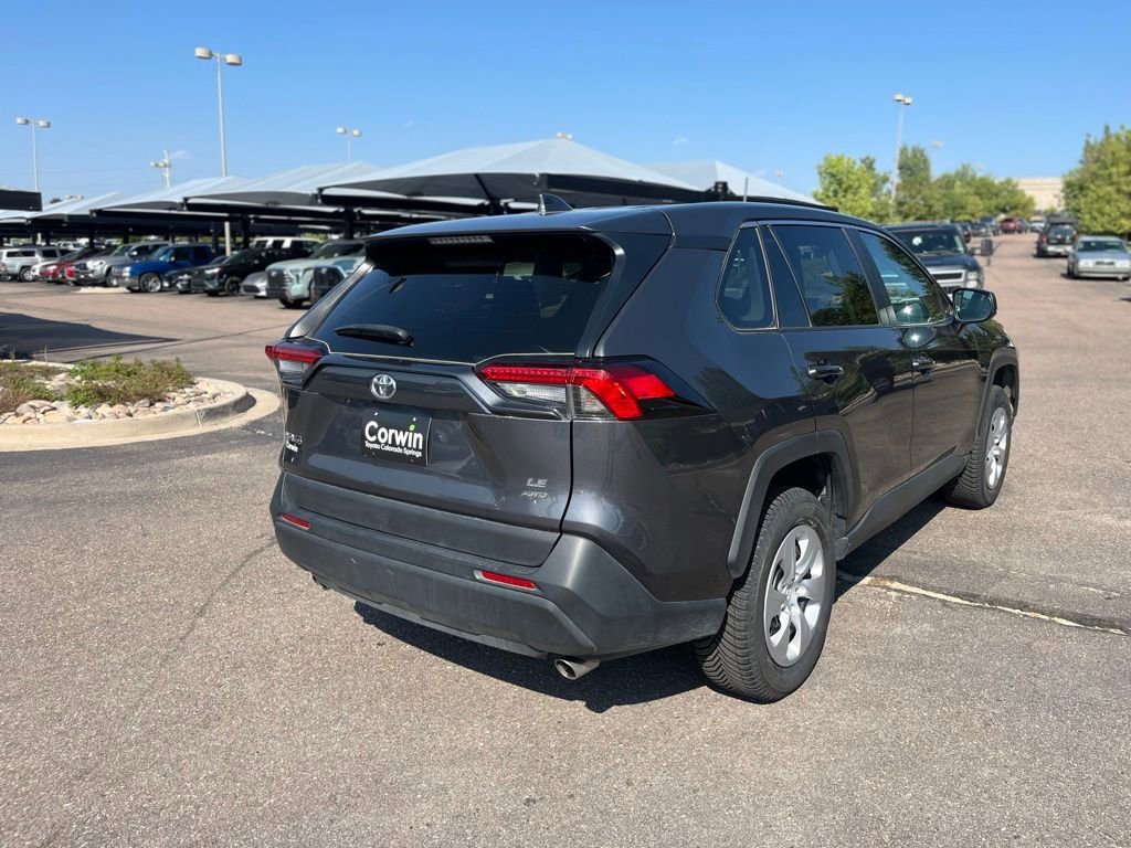 Used 2024 Toyota RAV4 LE image 10