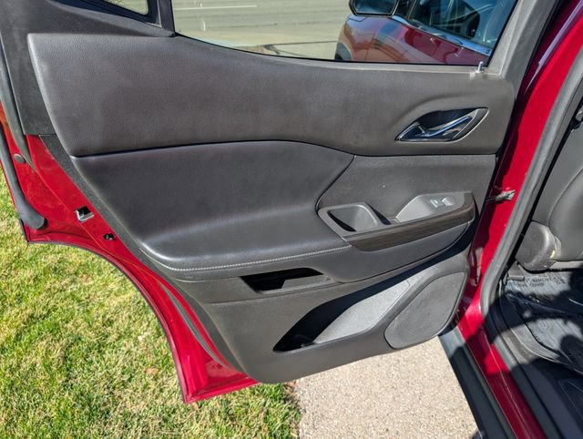 Used 2019 GMC Acadia SLT w/ LPO, Floor Liner Package image 12