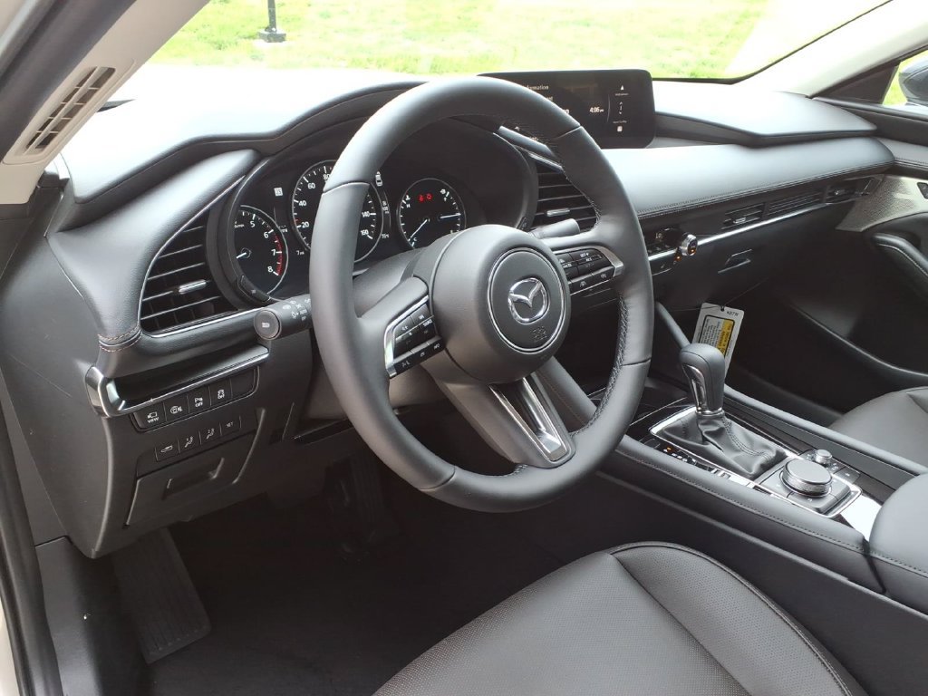 New 2026 MAZDA MAZDA3 2.5 Turbo Sedan w/Premium Plus AWD/4WD image 15