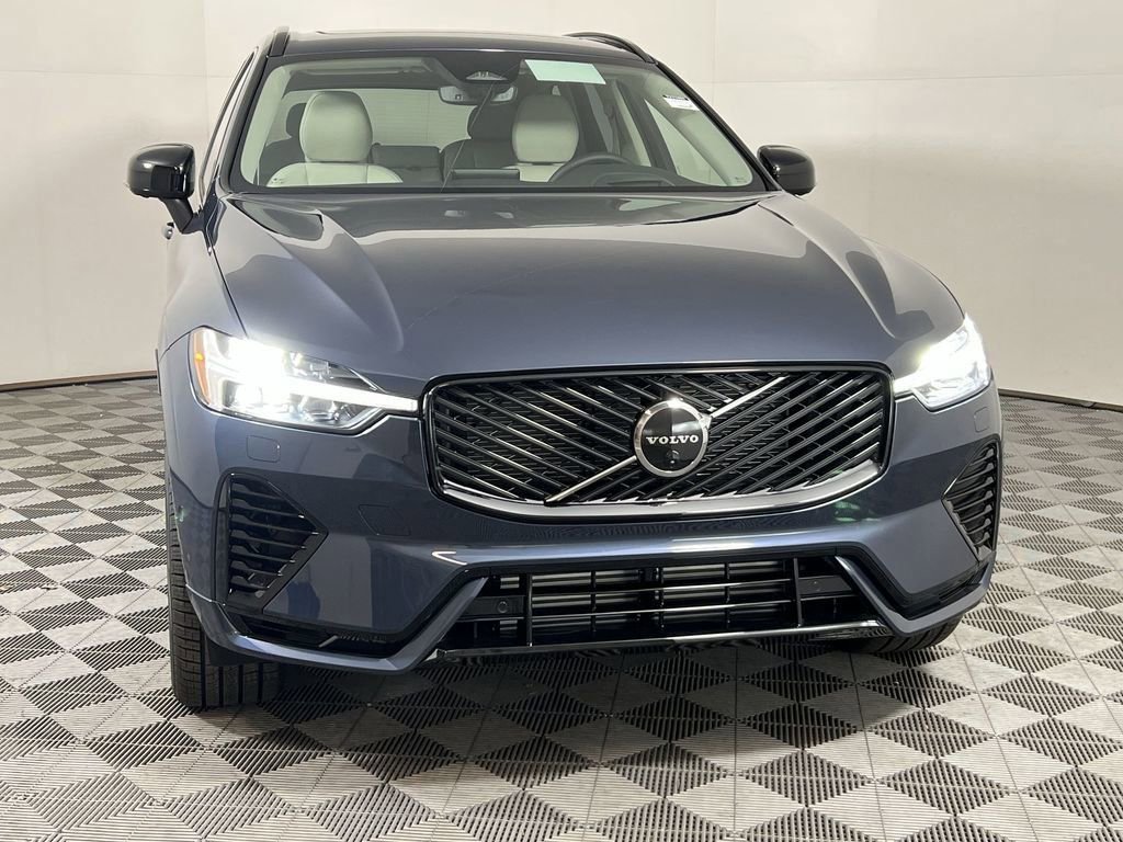 New 2026 Volvo XC60 T8 Ultra w/ Protection Package Premier image 3