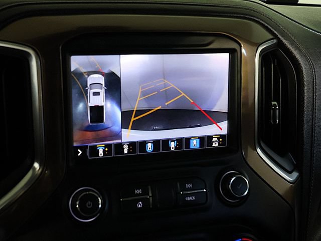 Used 2020 Chevrolet Silverado 1500 High Country w/ Technology Package AWD/4WD image 21