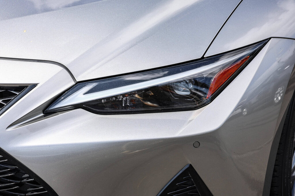 Used 2023 Lexus IS 350 F Sport w/ Navigation Package RWD image 22
