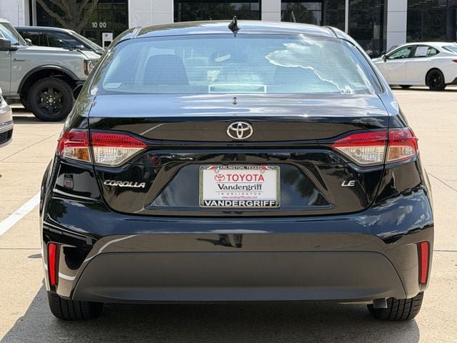 Used 2026 Toyota Corolla LE FWD image 5