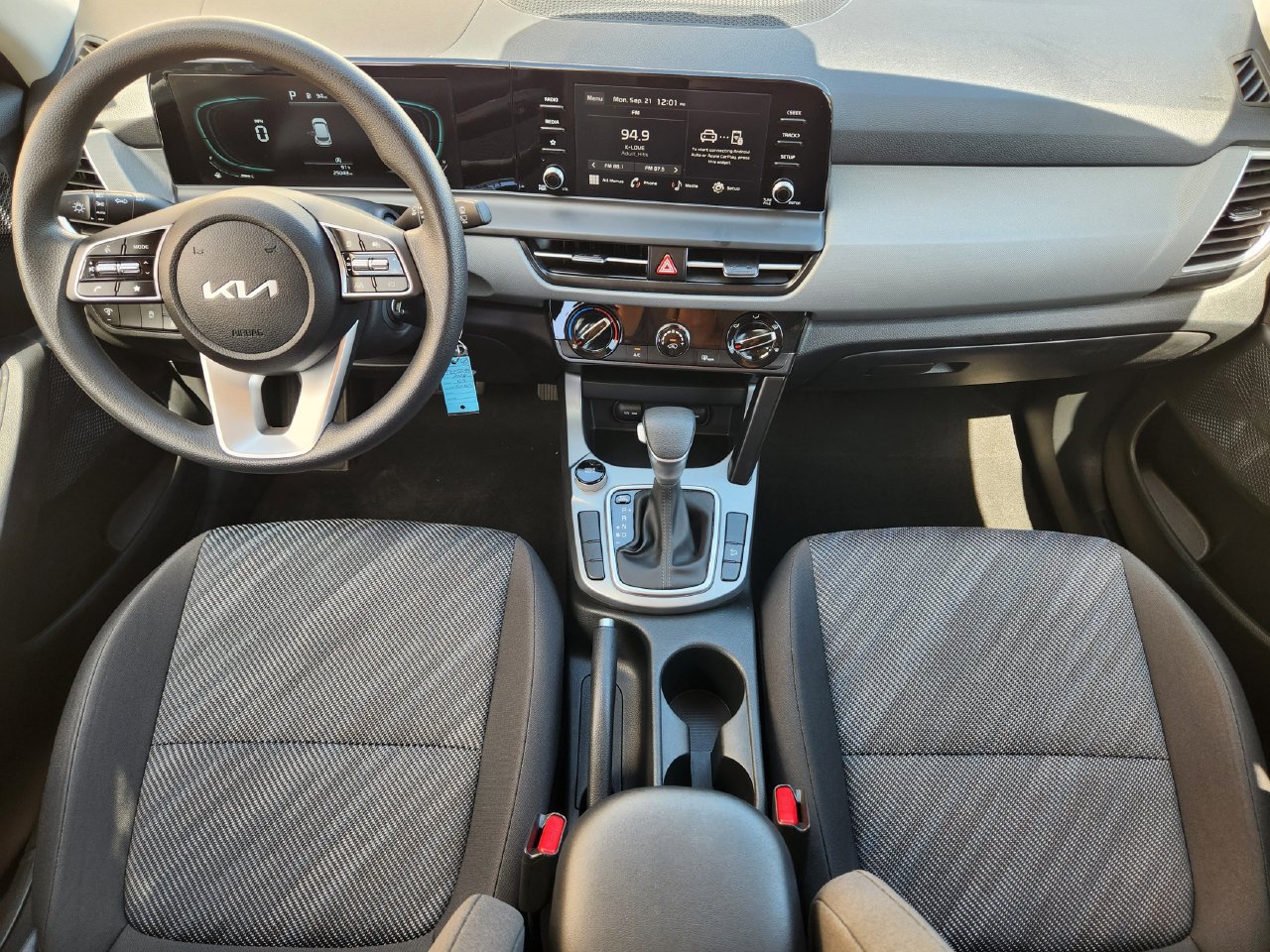 Used 2026 Kia Seltos LX FWD image 24