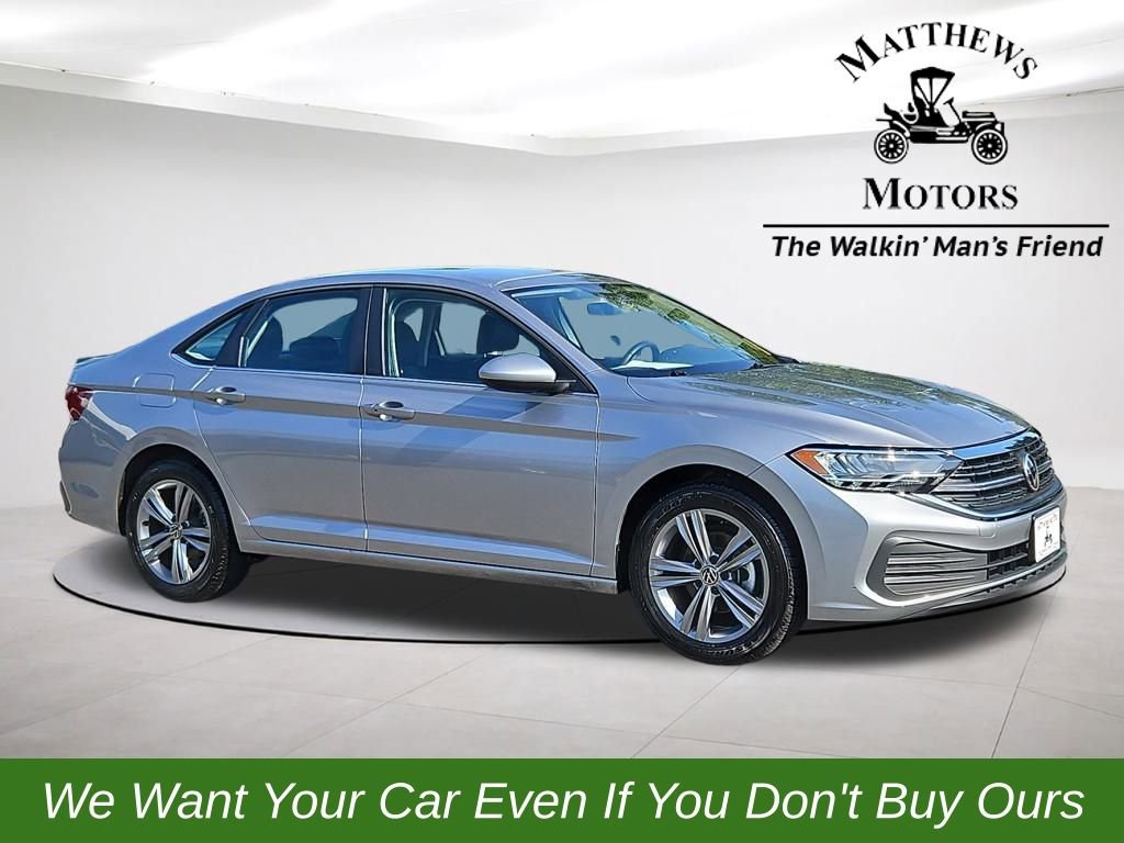 Used 2024 Volkswagen Jetta SE image 1