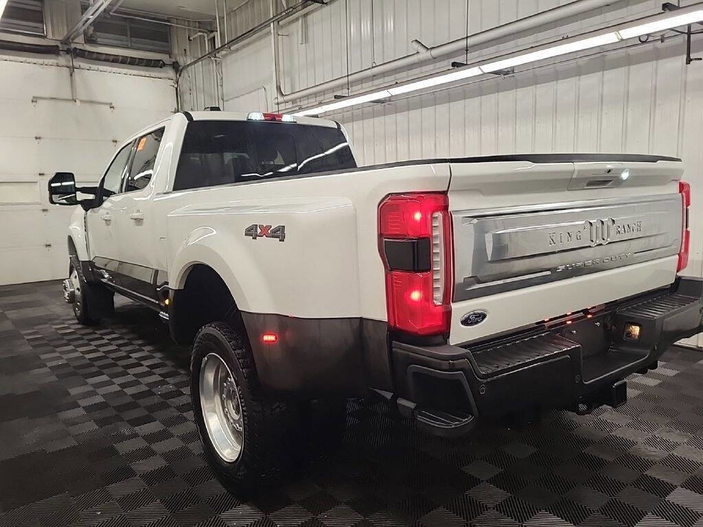 Used 2025 Ford F450 King Ranch image 2
