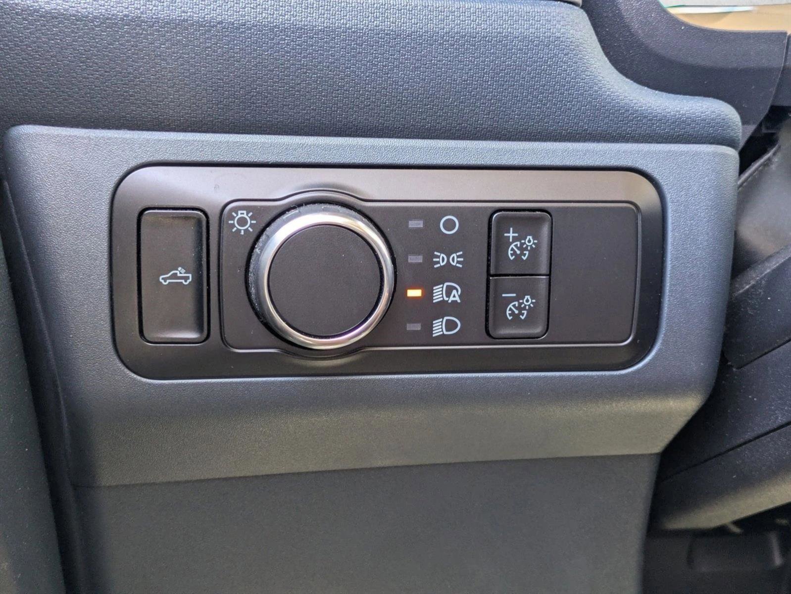 Used 2024 Ford Maverick XL FWD image 12
