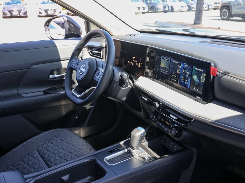 New 2026 Nissan Kicks SV w/ SV Premium Package FWD image 20