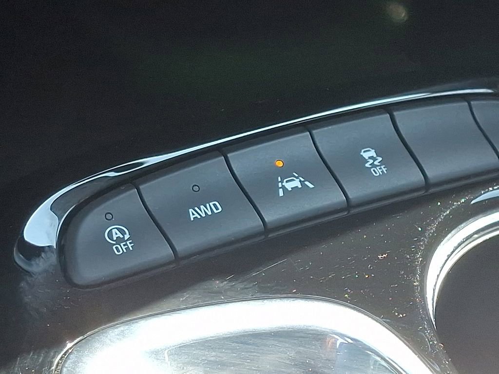 Used 2023 Buick Encore GX Preferred w/ Cold Weather Comfort Package AWD/4WD image 23