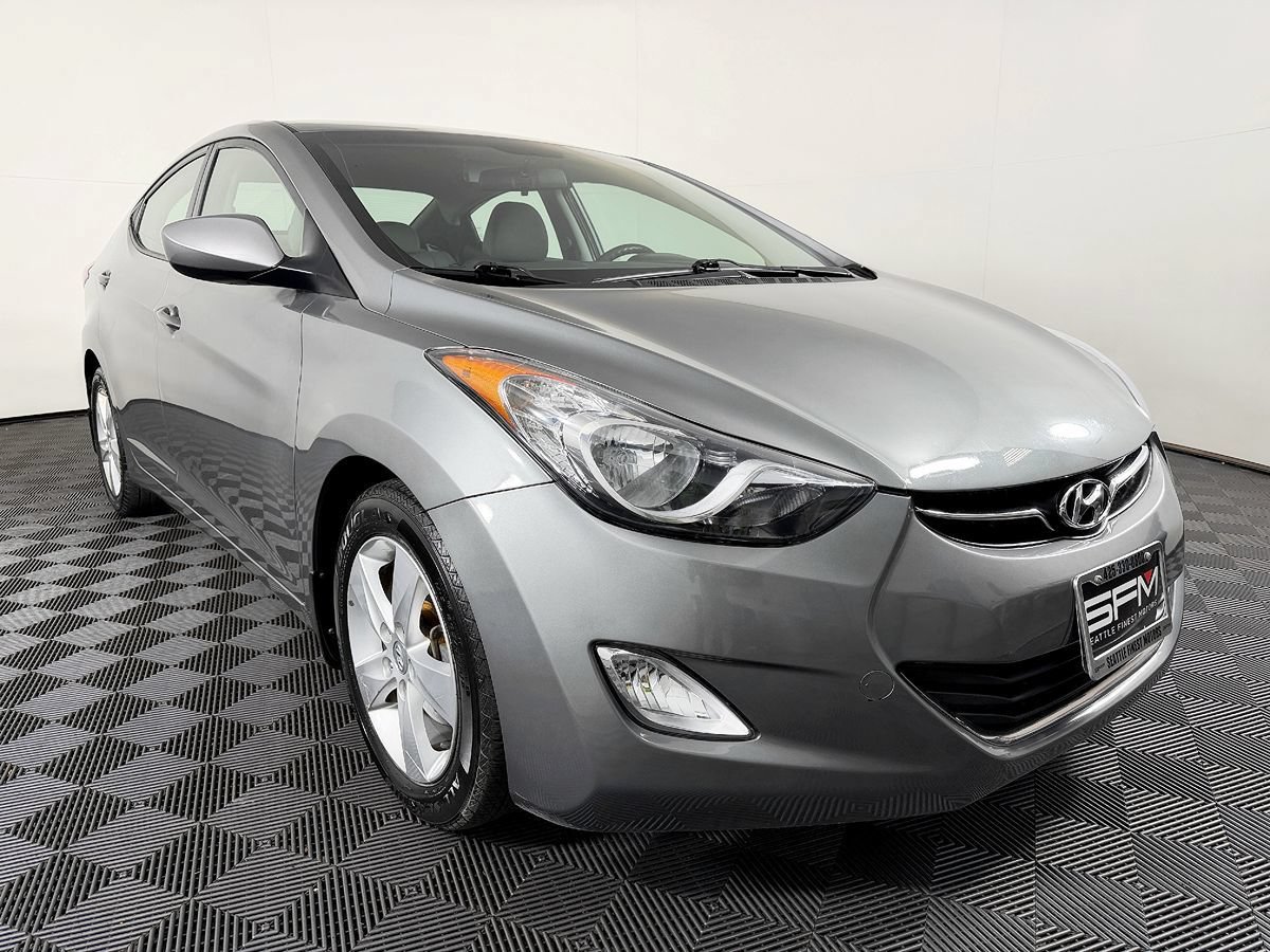 Used 2013 Hyundai Elantra GLS w/ Preferred Pkg FWD image 5
