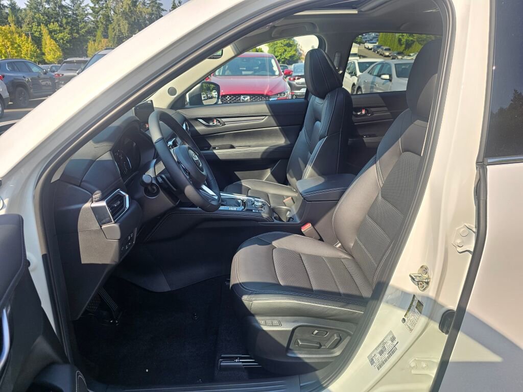 New 2025 MAZDA CX-5 AWD 2.5 S w/ Premium Plus Pkg image 22