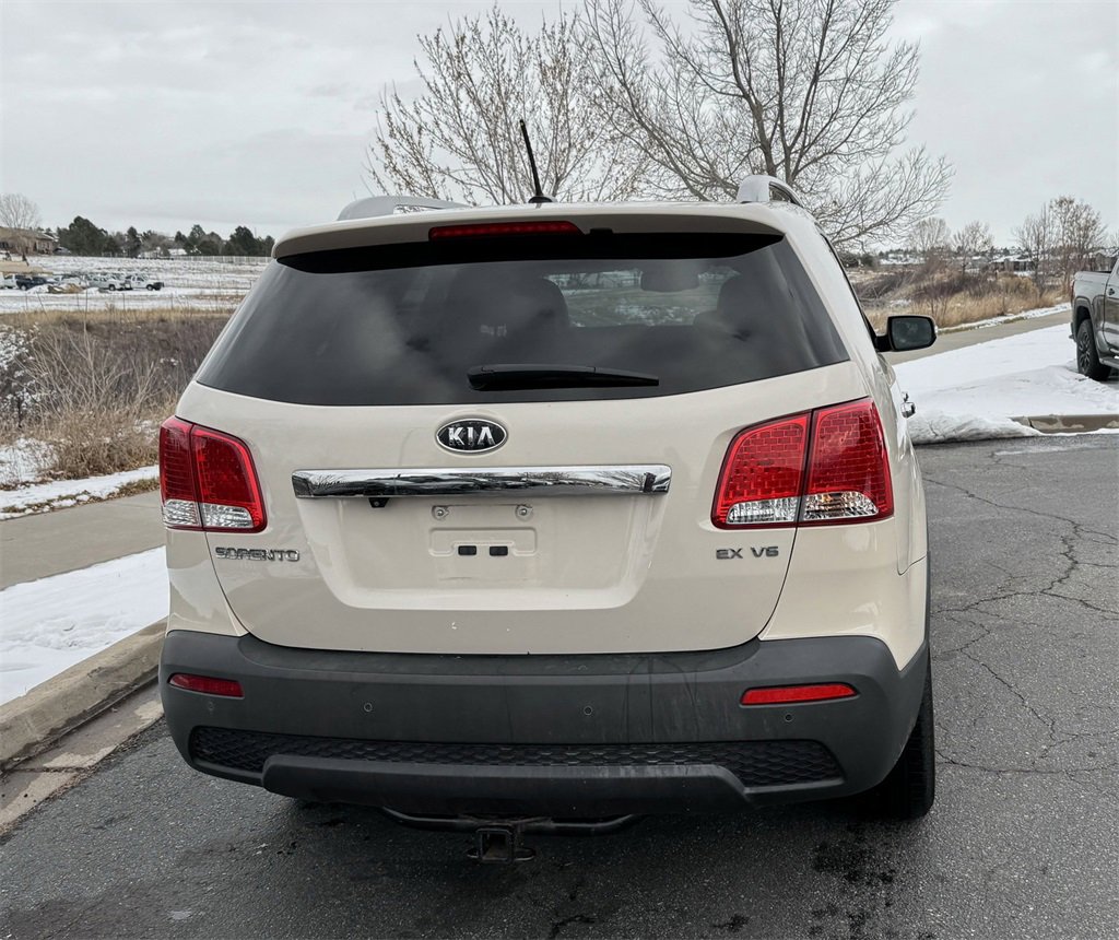 Used 2011 Kia Sorento EX w/ Premium Pkg image 7