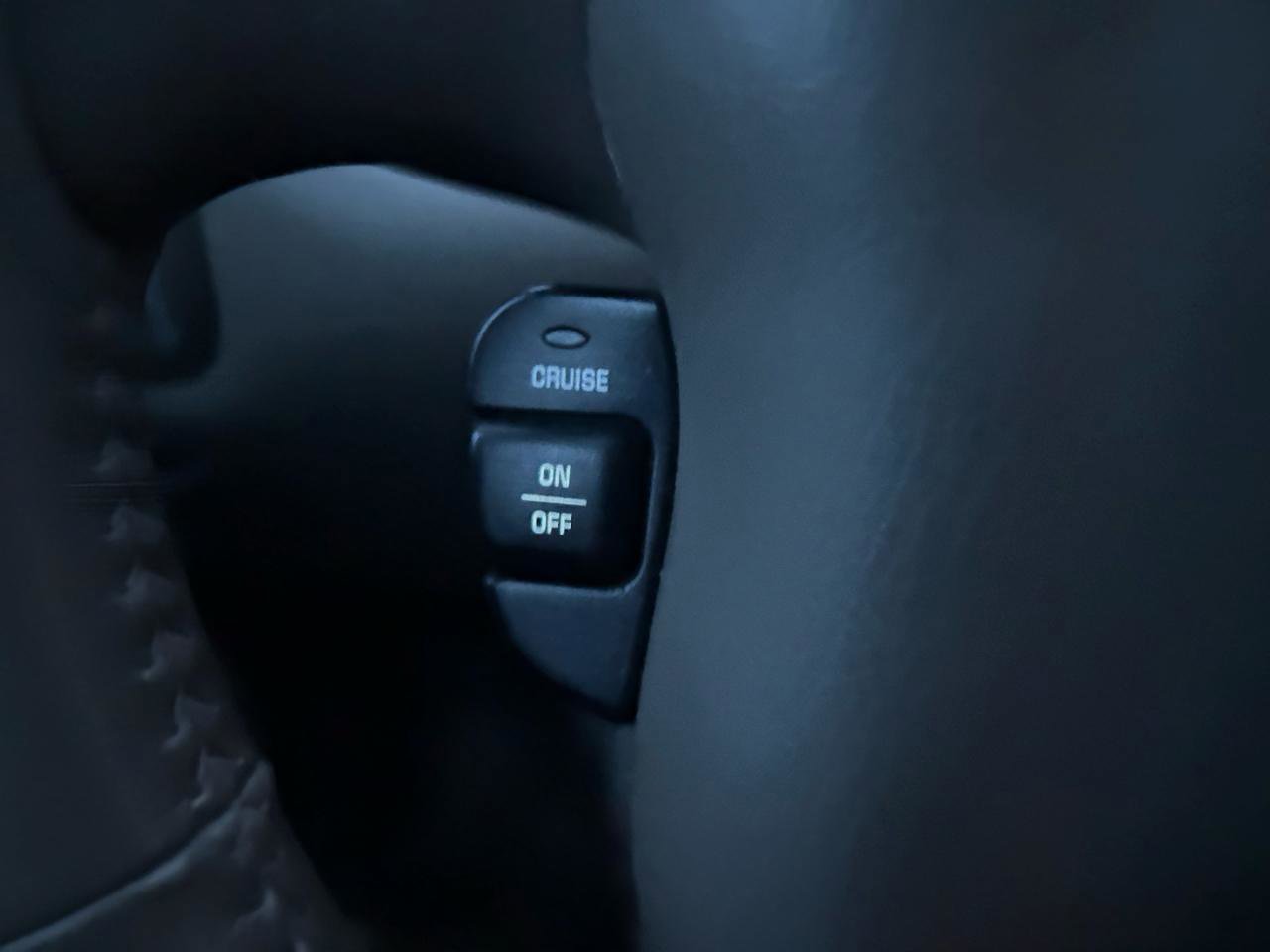 Used 2001 Oldsmobile Alero GLS image 17