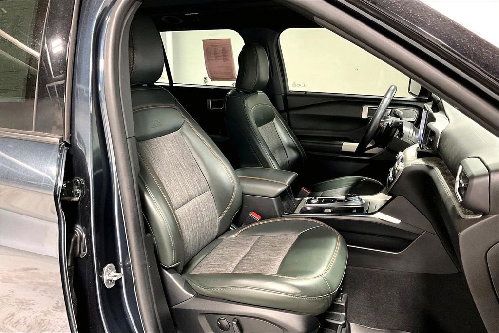 Used 2022 Ford Explorer Timberline w/ Timberline Technology Package image 10
