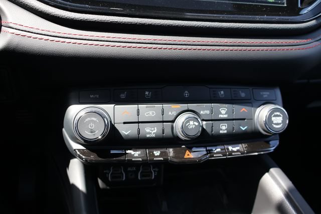 New 2026 Dodge Durango GT AWD/4WD image 14