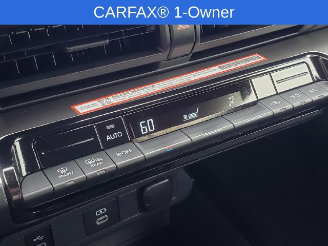 Used 2025 Toyota Prius LE FWD image 19