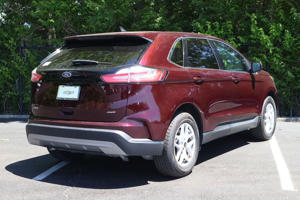 Used 2024 Ford Edge SEL AWD/4WD image 8