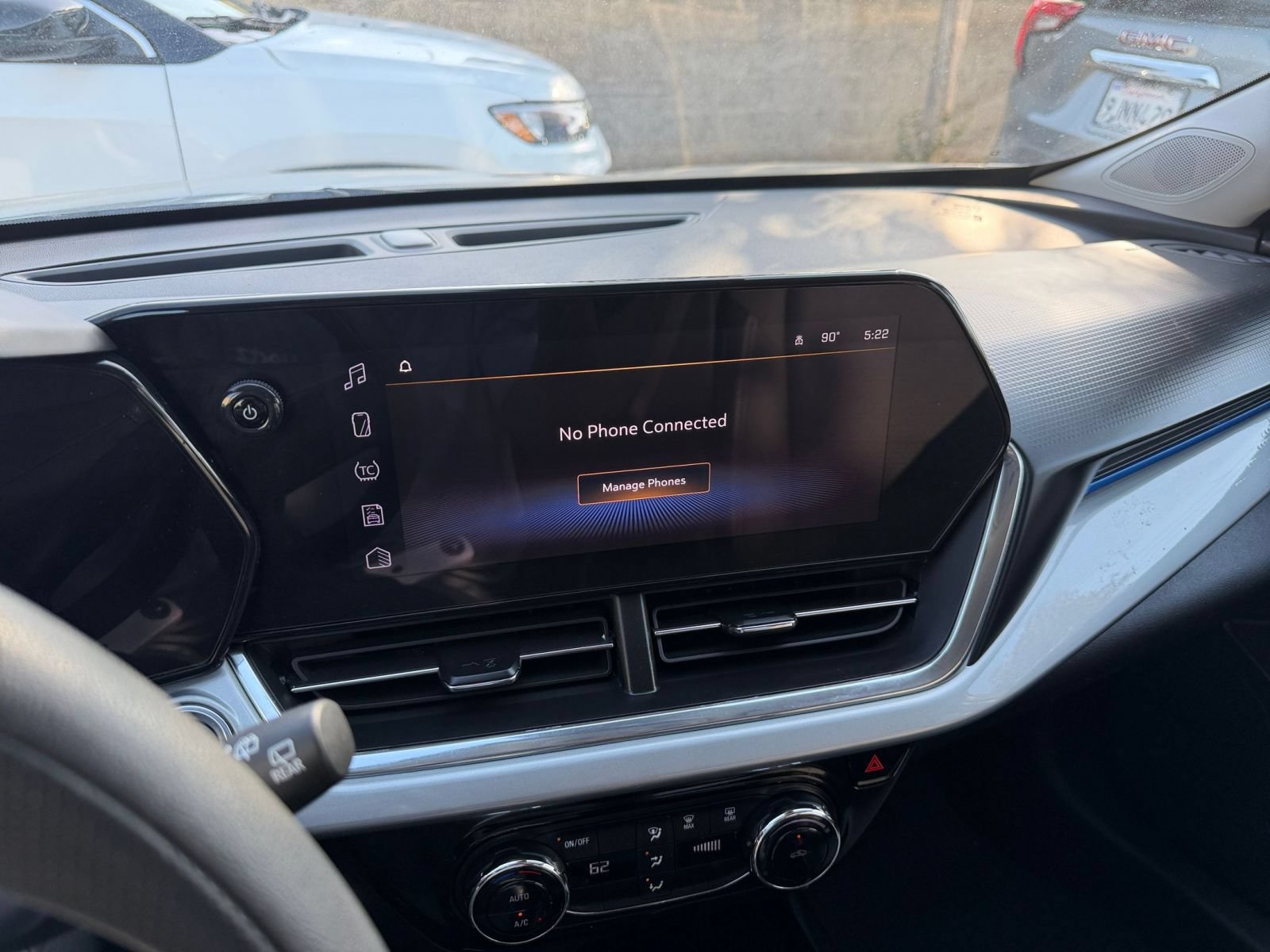 Used 2025 Chevrolet Trax LT FWD image 20