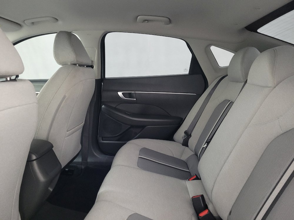 Used 2022 Hyundai Sonata SE image 18