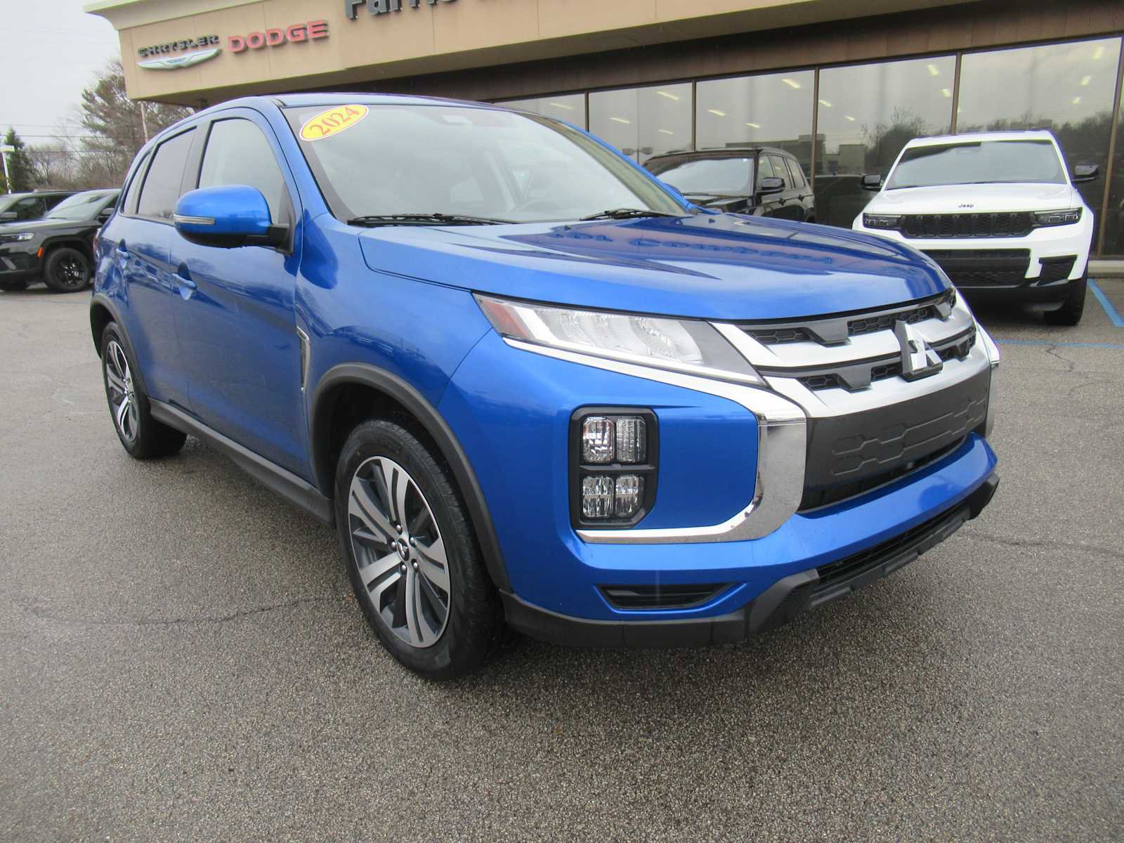 Used 2024 Mitsubishi Outlander Sport SE image 9