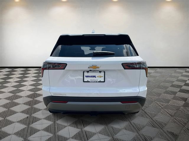 New 2027 Chevrolet Equinox LT w/ LPO, Floor Liner Package FWD image 5