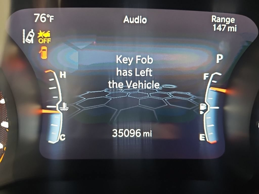 Used 2025 Jeep Compass Trailhawk AWD/4WD image 16