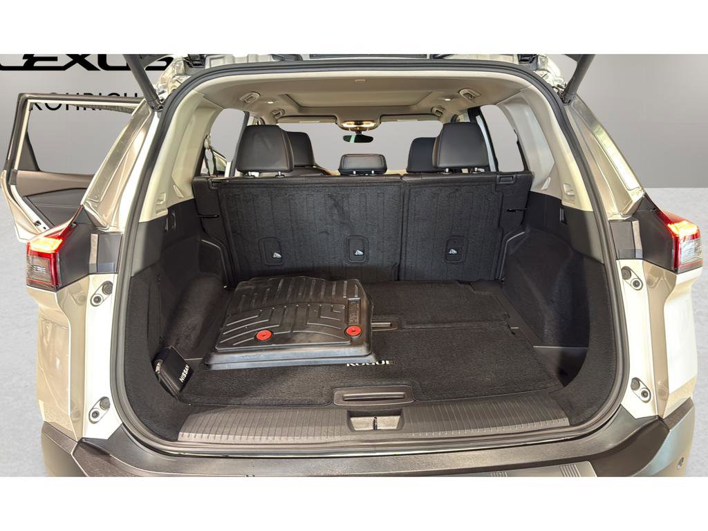 Used 2023 Nissan Rogue Platinum w/ Platinum Premium Package AWD/4WD image 19