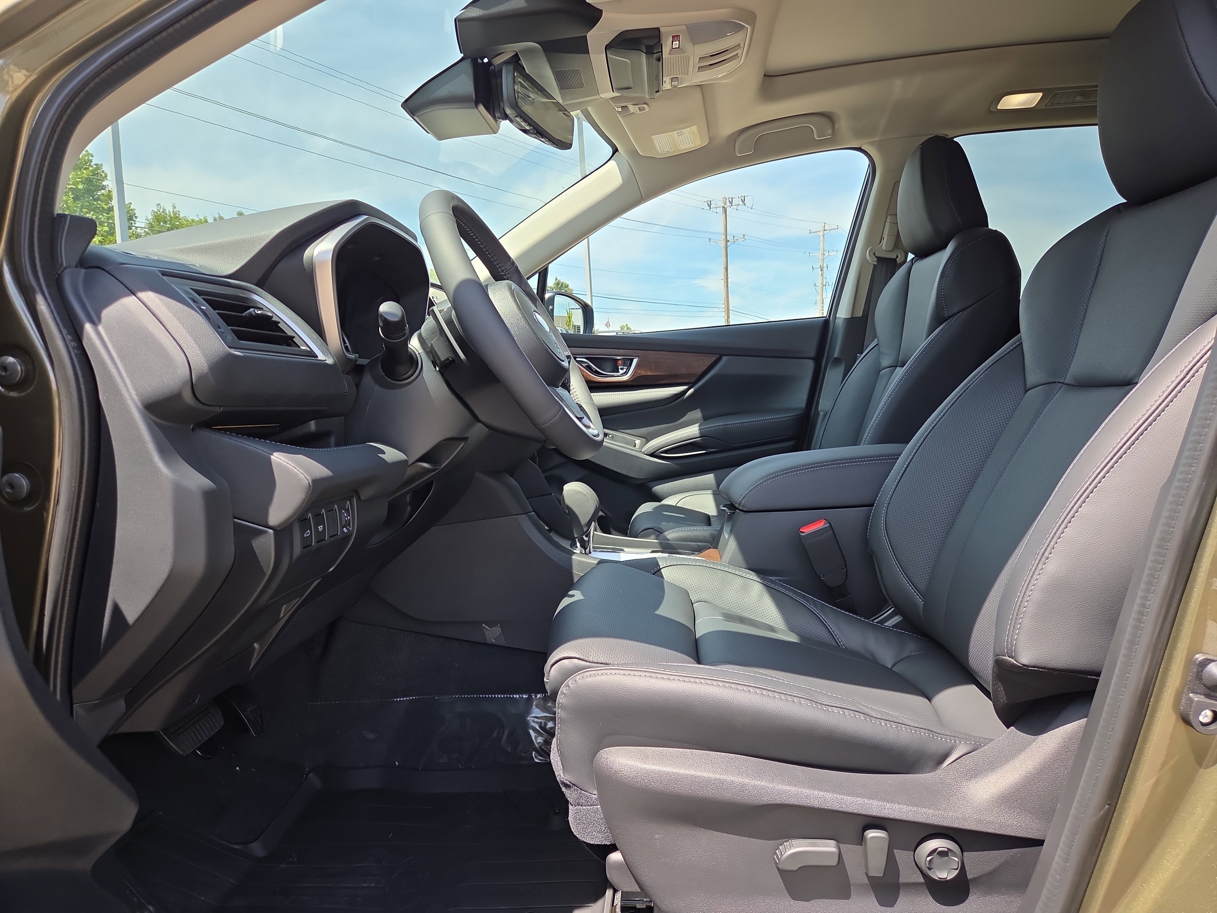 New 2025 Subaru Ascent Touring image 6