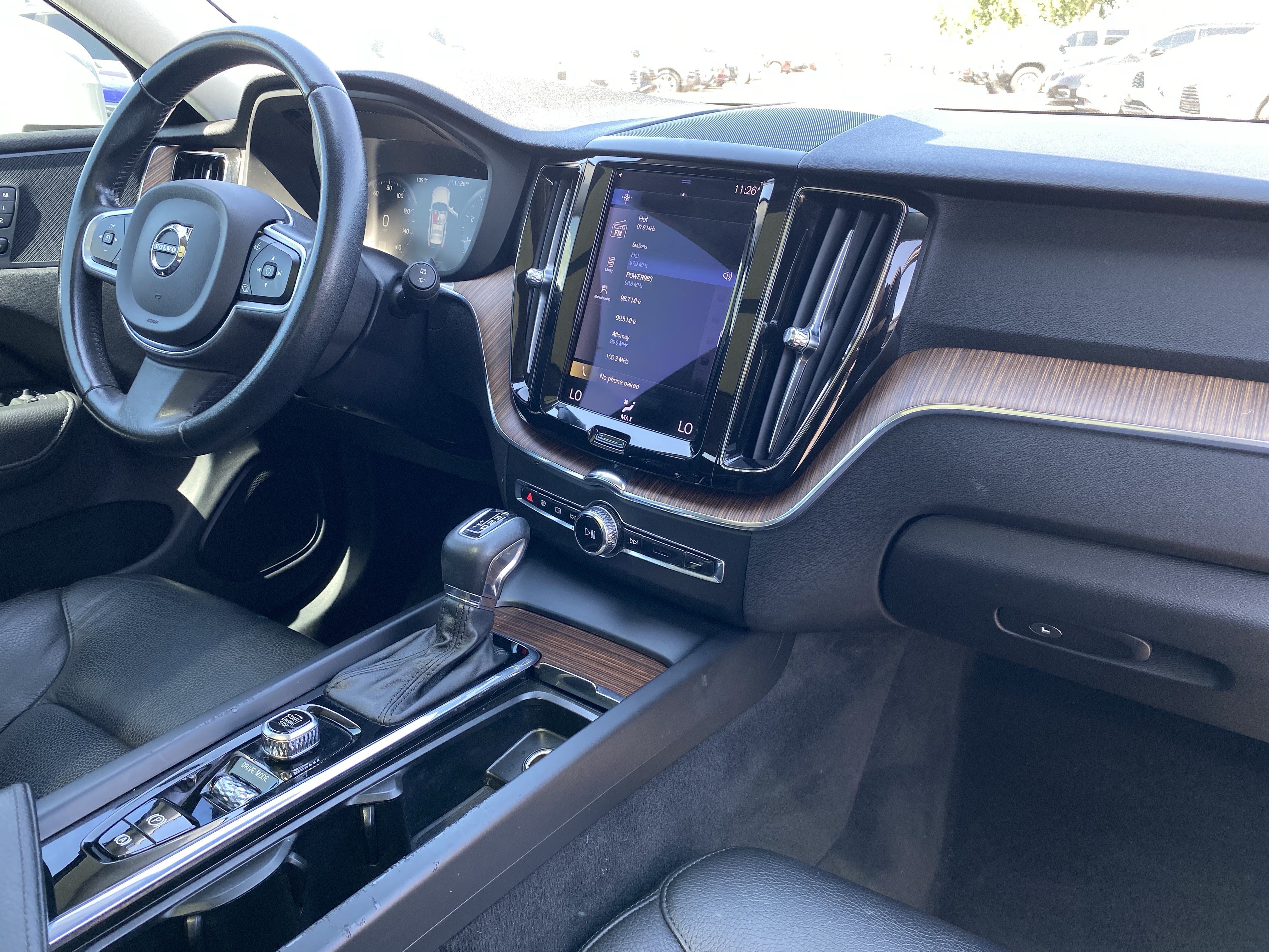 Used 2021 Volvo XC60 T5 Momentum FWD image 13