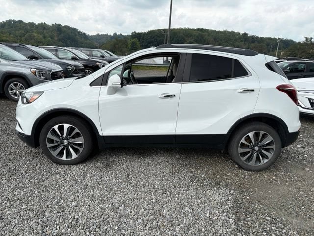 Used 2019 Buick Encore Essence AWD/4WD image 2