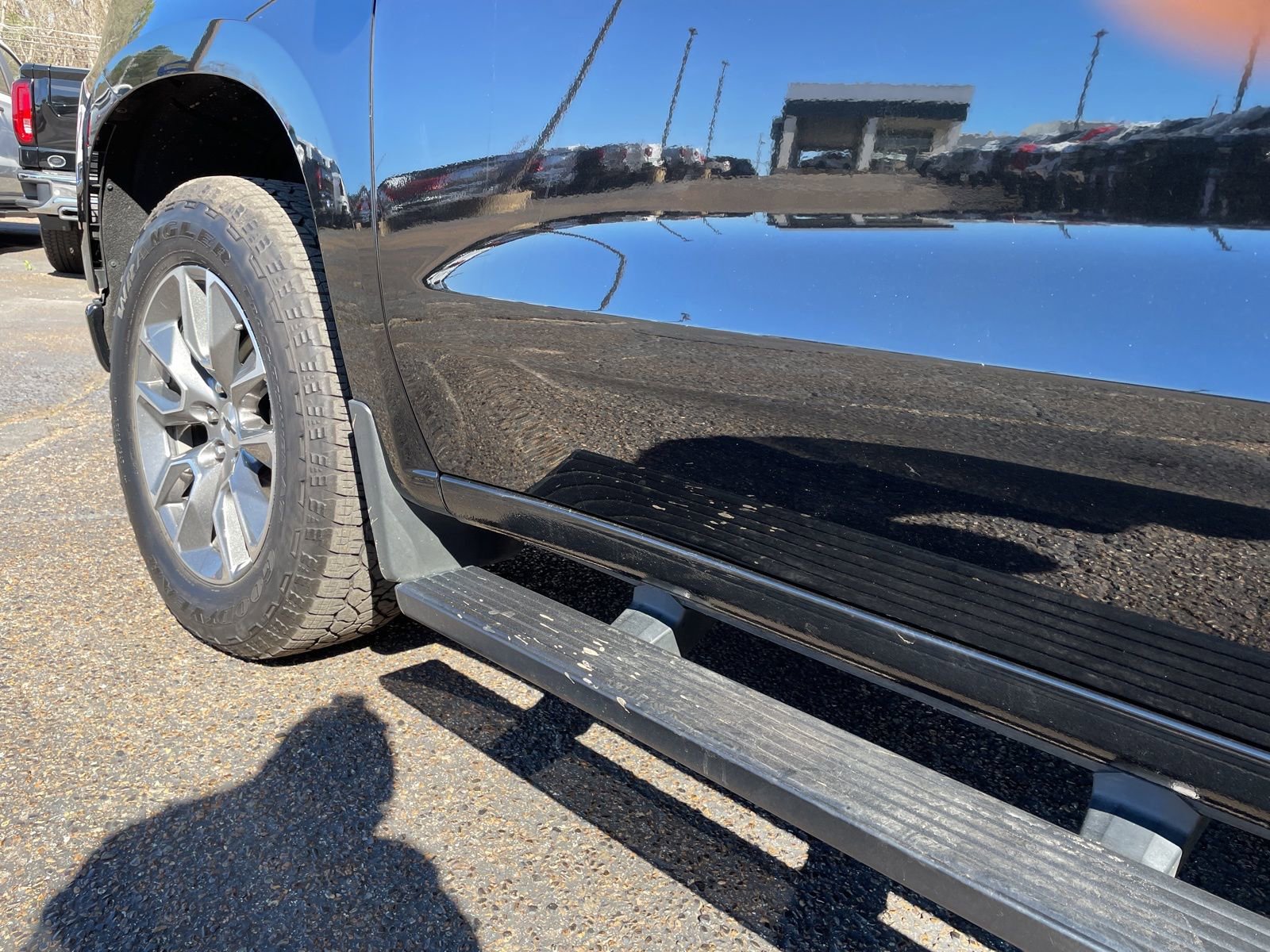 Used 2022 Chevrolet Silverado 1500 RST w/ Safety Package image 11