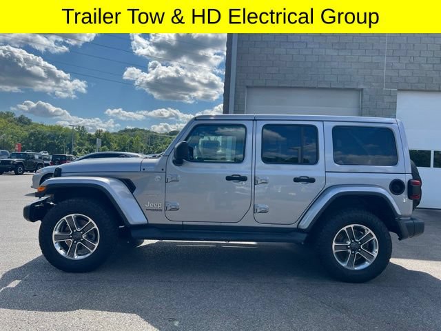 Used 2018 Jeep Wrangler Unlimited Sahara AWD/4WD image 6