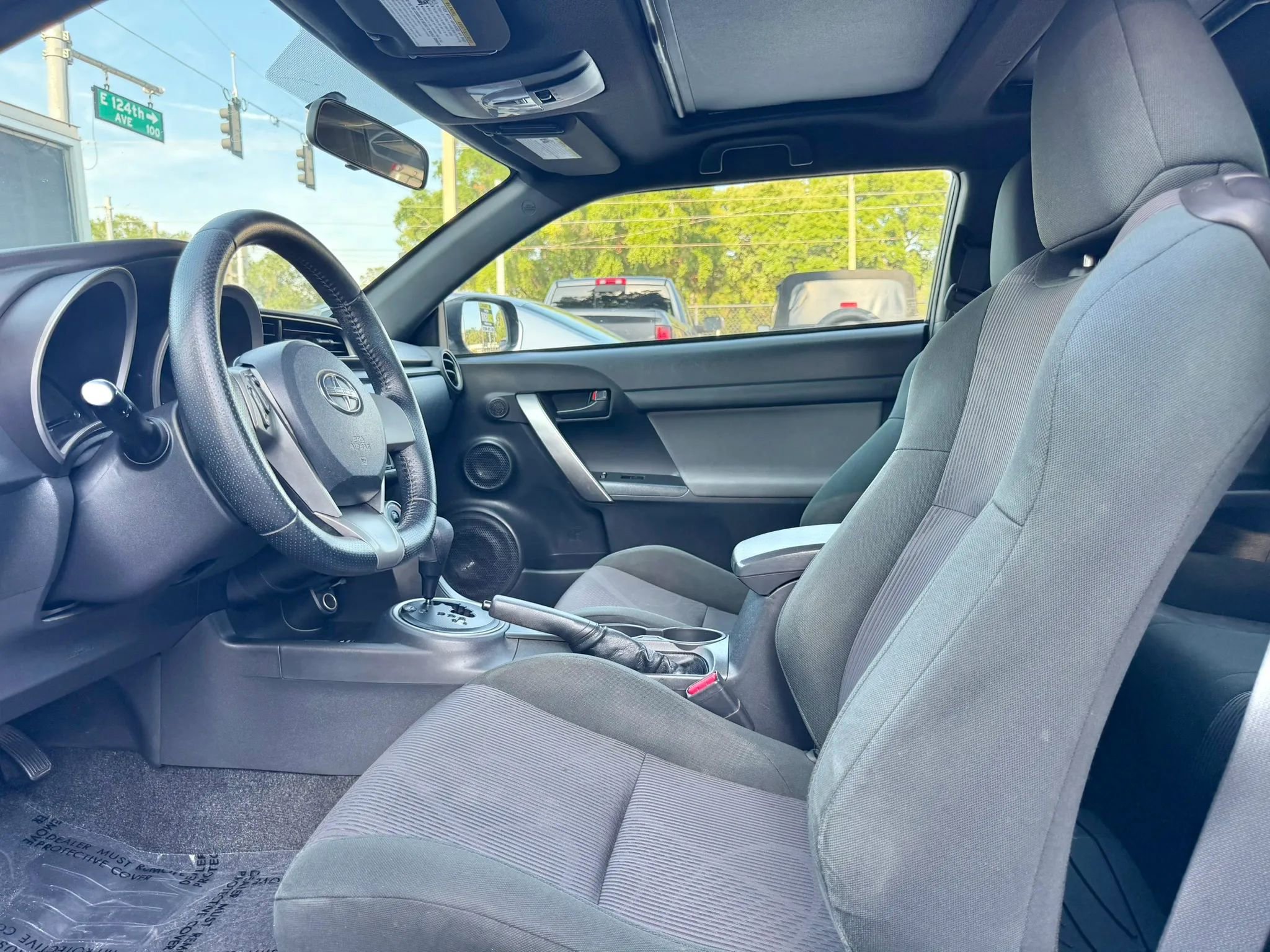 Used 2011 Scion tC FWD image 10