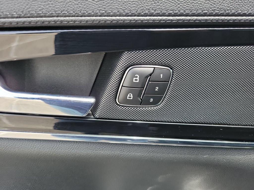 Certified 2022 Lincoln Nautilus FWD image 17