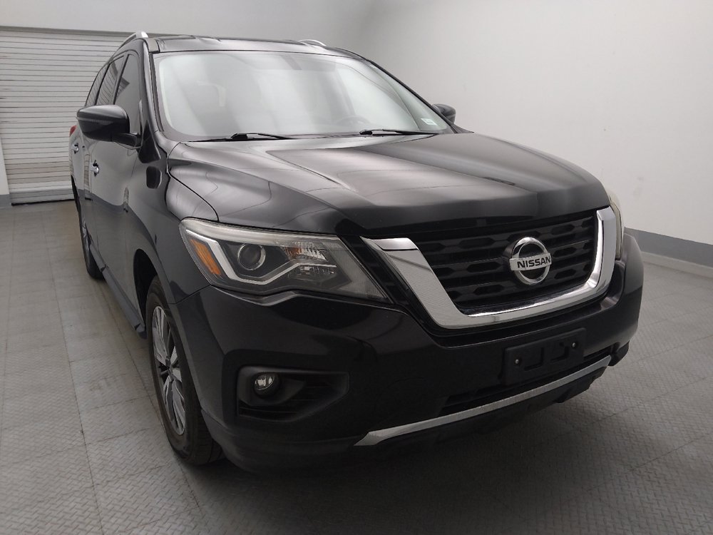 Used 2018 Nissan Pathfinder SV AWD/4WD image 14